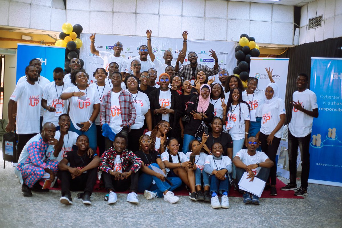 DoHAfrica's tweet image. #CyberStarters 23 wouldn&apos;t  have been a success without these ones. You were all resilient and steadfast in your affairs. Your hardwork is much appreciated. 

And we know how to have fun too🙃