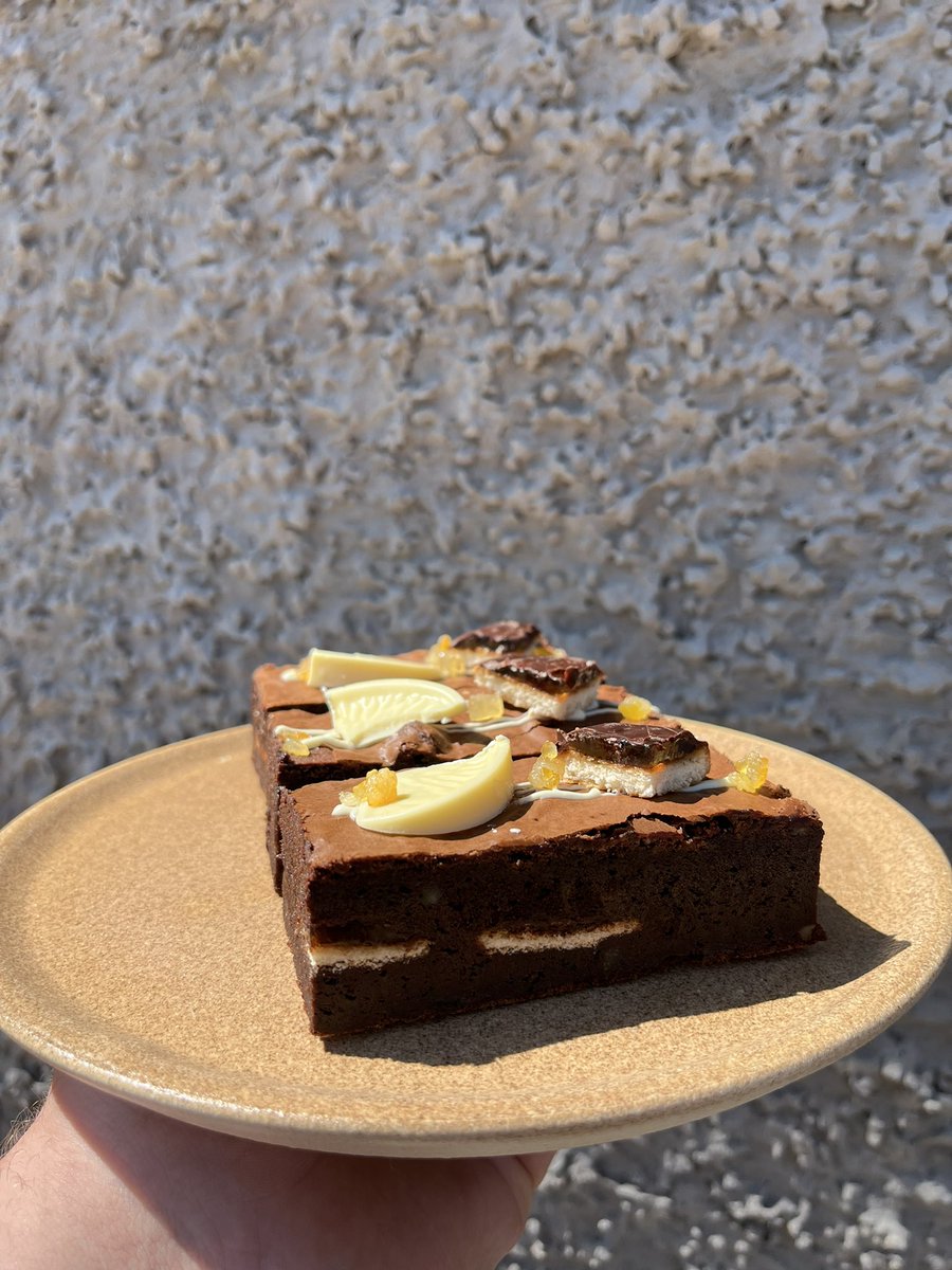 STBYMF's tweet image. CHOCOLATE ORANGE JAFFA BROWNIE 🍊 

No Words Needed 💥