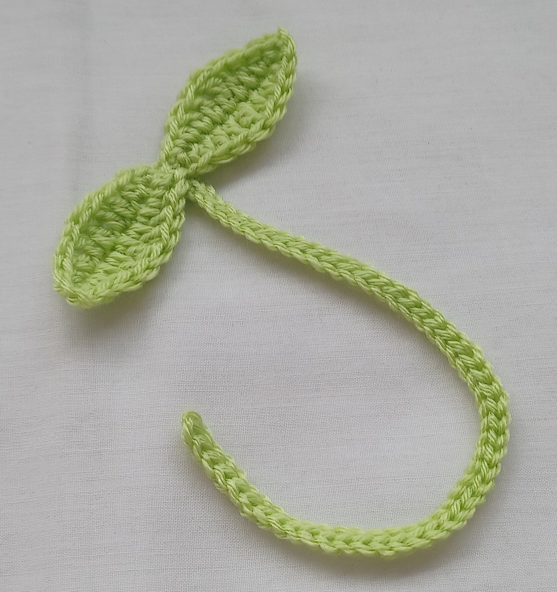 Excited to share the latest addition to my #etsy shop: Crochet Leaf Bookmark etsy.me/3CcjBpc #crochet #leaves #bookmark #crochetbookmark #crochetleaves #bookaccessories #bookishgifts #readersgifts #handmade