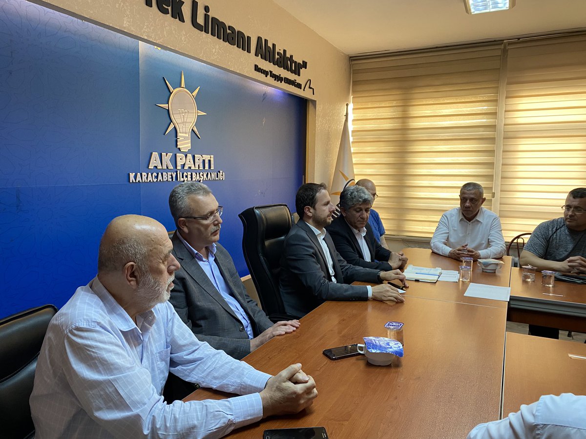 📌 Karacabey

14 Mayıs ve 28 Mayıs’ta hep birlikte çok önemli bir zafere imza attık. Bu zaferde büyük bir rol oynayan Karacabey teşkilatımızın her bir ferdine teşekkür ediyorum.

Şimdi aynı aşk, aynı heyecan ve aynı coşkuyla Türkiye Yüzyılı vizyonu için mücadele verme zamanı.