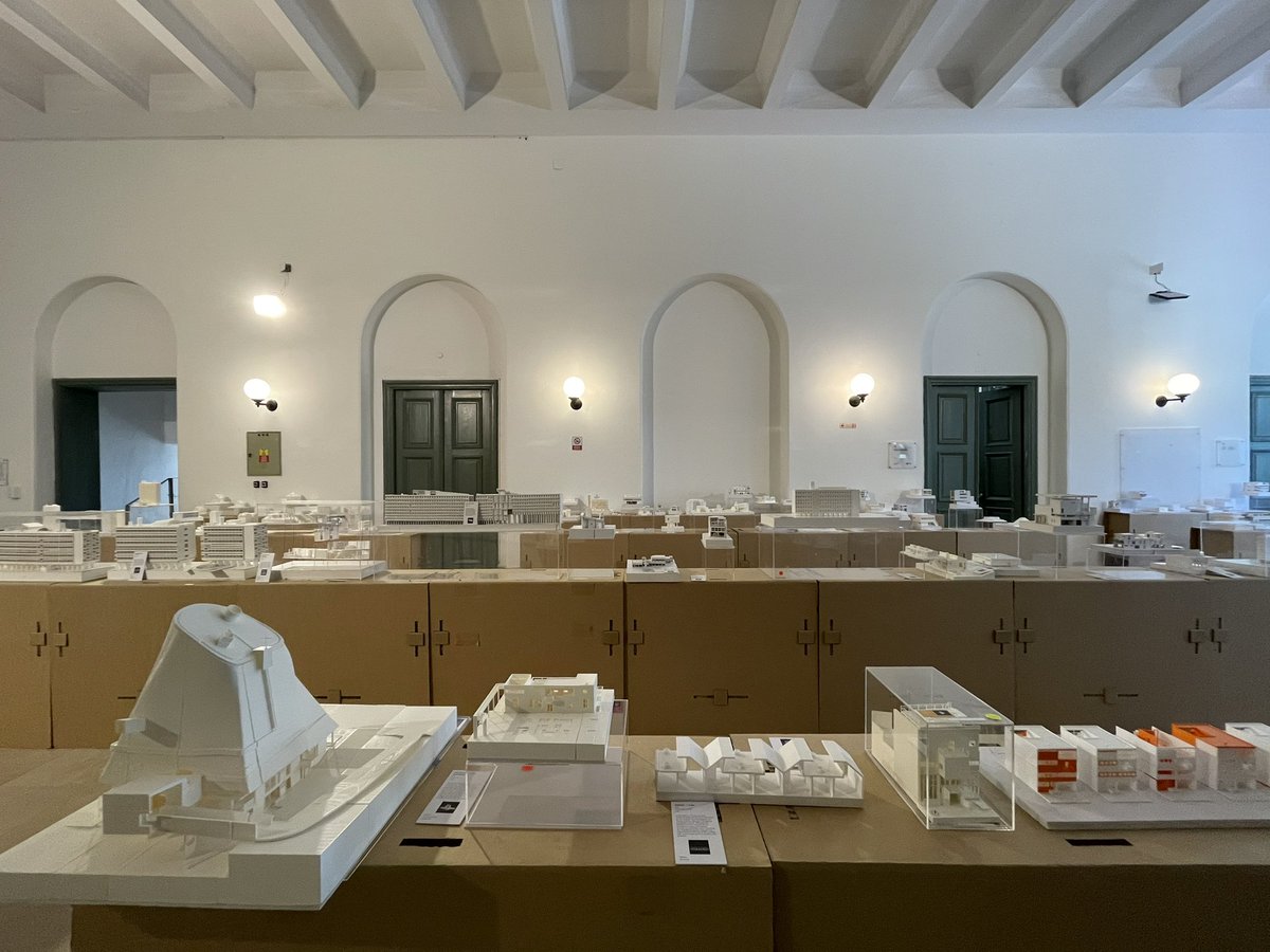 _emrhnyldrm's tweet image. “ Le Corbusier 150+ Models “ #architecture #exhibition #architecturalmodel