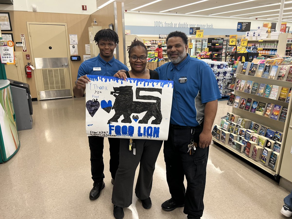 Mr. Perry tweet media