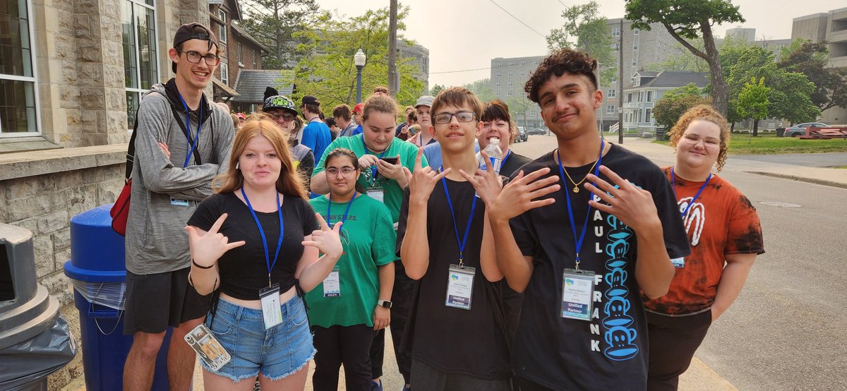 HermanSteps's tweet photo. Repping GECDSB at Ontario Special Olympics in Kingston! @gecdsbpro @LeamingtonDSS #sooschoolchamps https://t.co/LIfp3ygLIk