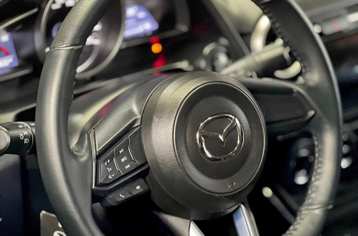 ewexcar's tweet photo. El vehículo que buscas te esta esperando. 🚘⭐

Te mostramos el Mazda Touring modelo 2022, con un km de 24.000 🚗✅

Por tan solo 76.900.000 COP 😮

Disfruta de una experiencia de lujo y comodidad con este modelo.😎
📱https://t.co/c7OJqD7i9F

#vehiculo #mazda #mazdatouring https://t.co/gbpbV7WVdr
