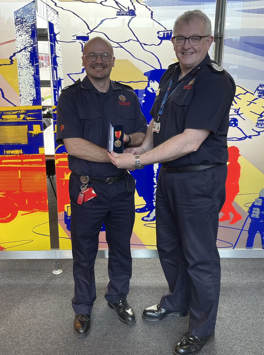 NLandFRS_PO's tweet photo. Great to be able to present a good mate with his #LSGCM. A really popular and respected firefighter who is also a top bloke - so much so that heβll probably not mention how long itβs taken me to post this!! Congratulations Graham on your 20yrs plus ππΌππΌ #CannyKnock #WellDone https://t.co/dVDfkgqTuW