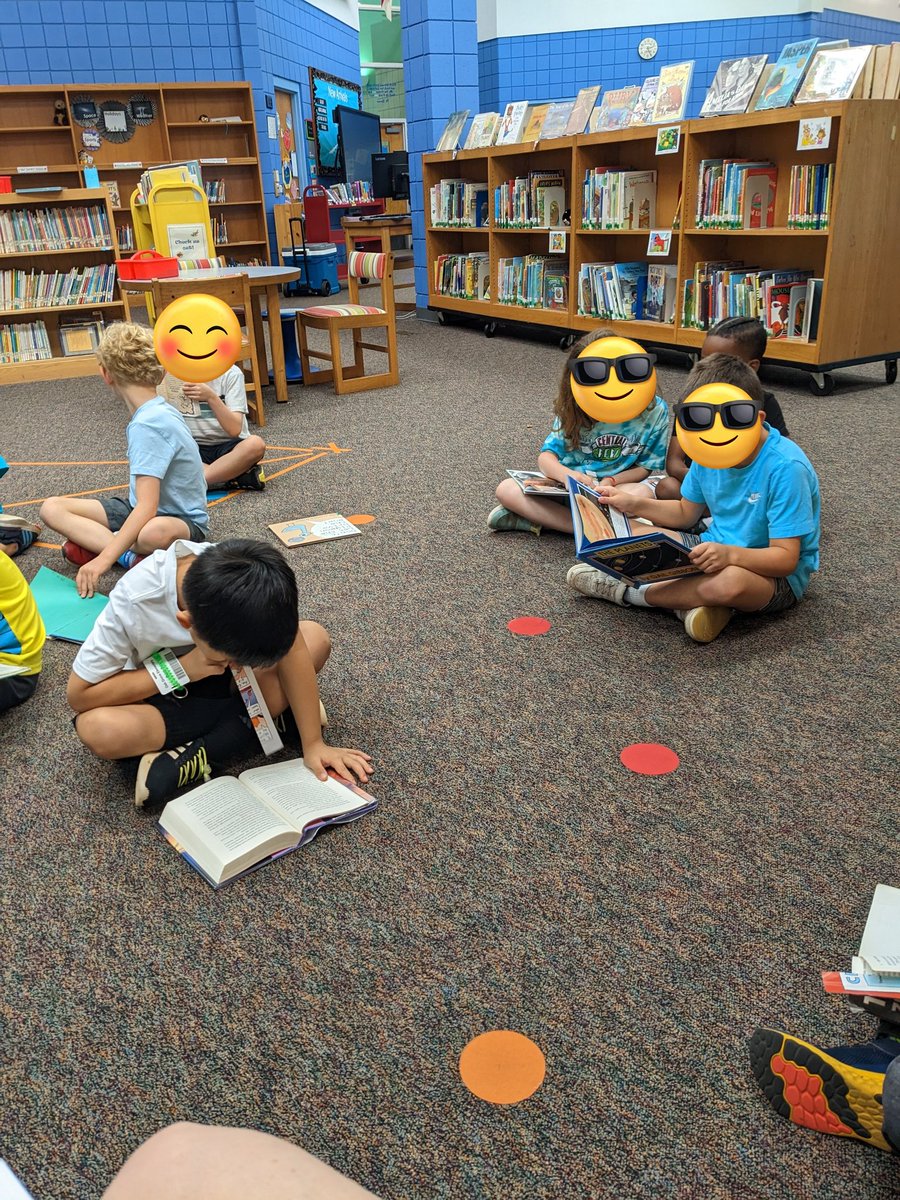 Mrs. Pyles (of books!📚📚) tweet media