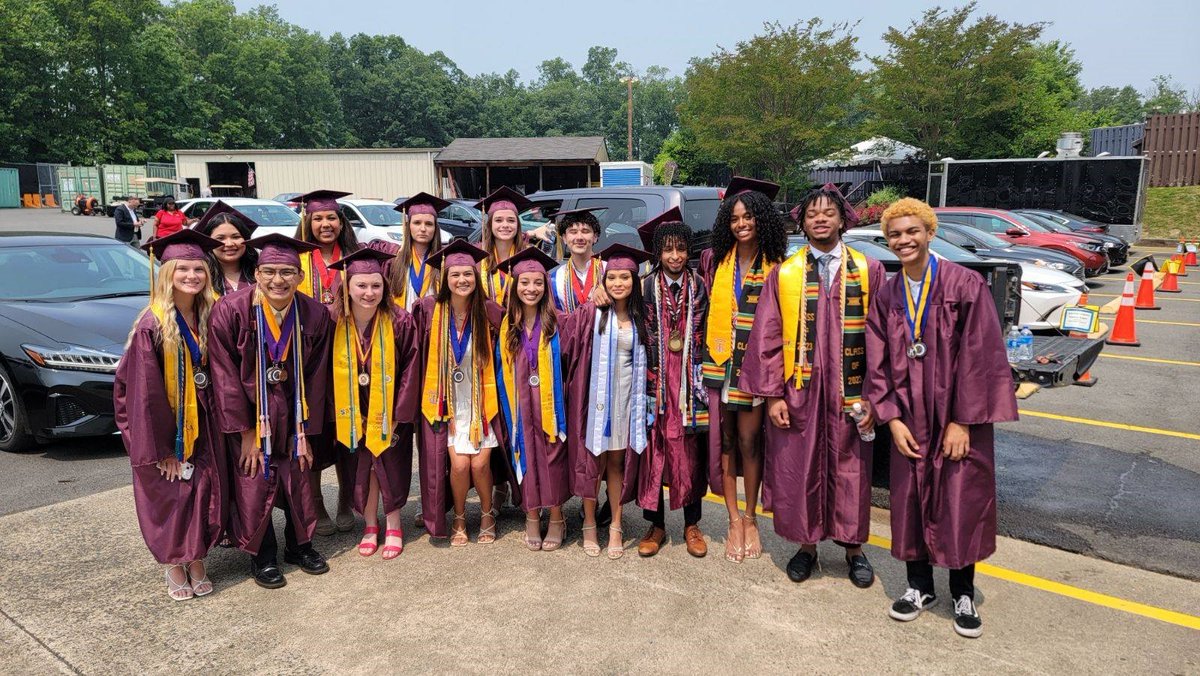 PWCS on Twitter "Our newest graduates, the Unity Reed High School