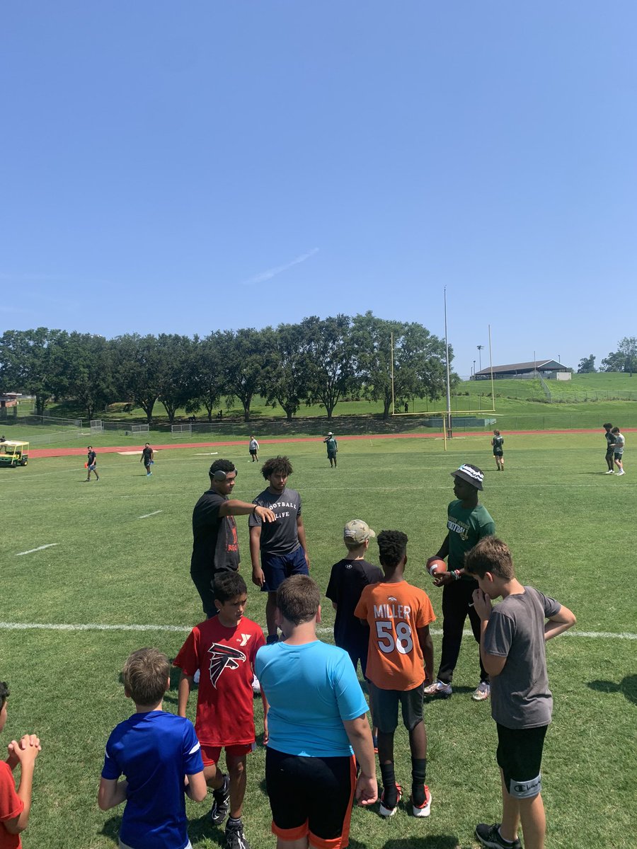 GJHS_Football's tweet photo. Been a great beginning to the Youth Camp. Players &amp; Coaches have been killing it being #CampCoaches. Showing the future Eagles what playing at Jerry May Field means! 
🦅🦅🦅
#Family #Leaders #ACE
@free48babee @kmc5557 @claytonm61 #CoachLake 
#CoachEpps #CoachThompson https://t.co/yyLc5Iyx6O