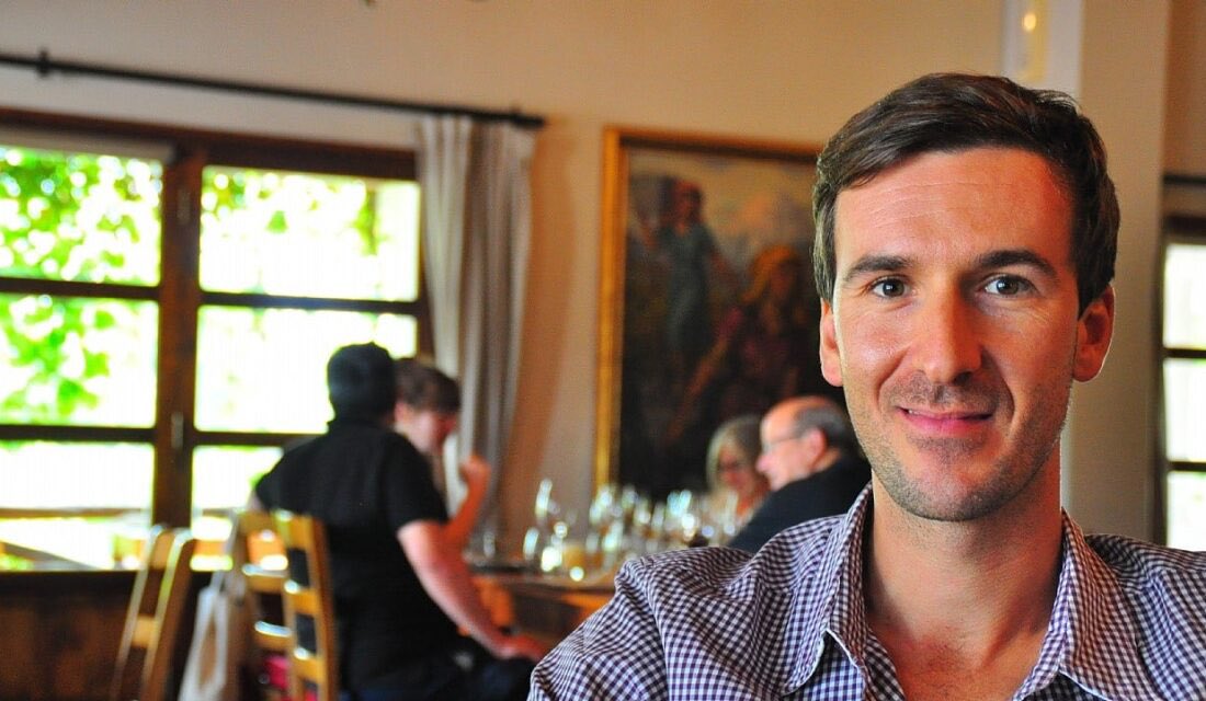 Los Malbec de Nieto Senetiner #notacatadores

De niño, Santiago Mayorga acompañaba a su padre a recorrer los viñedos de la familia Pulenta. 

catadores.net