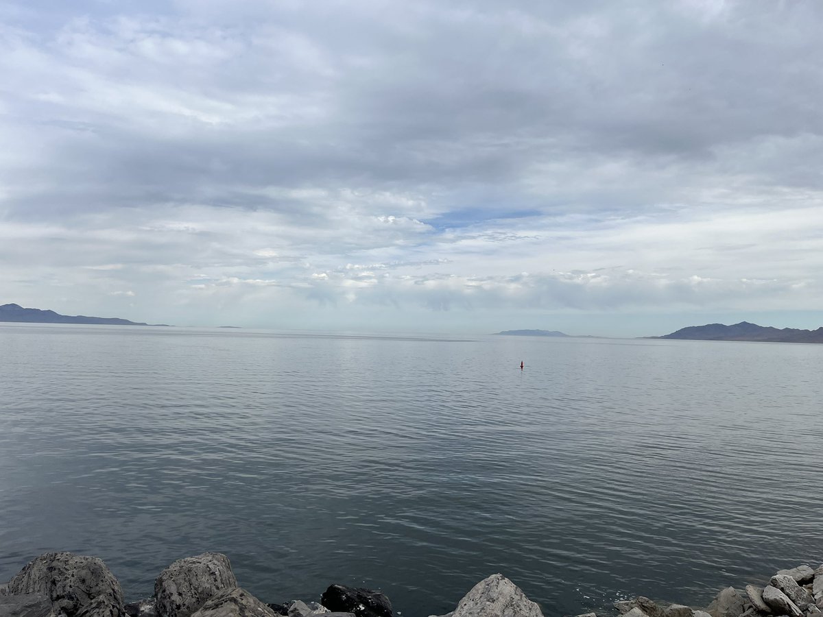 Large sail boats are going back into The Great Salt Lake marina today for the first time since low levels forced the marina to shut down last August. The lake is now up about five feet since hitting record lows in November. Listen to @kslnewsradio . @UtahStateParks @UtahDNR