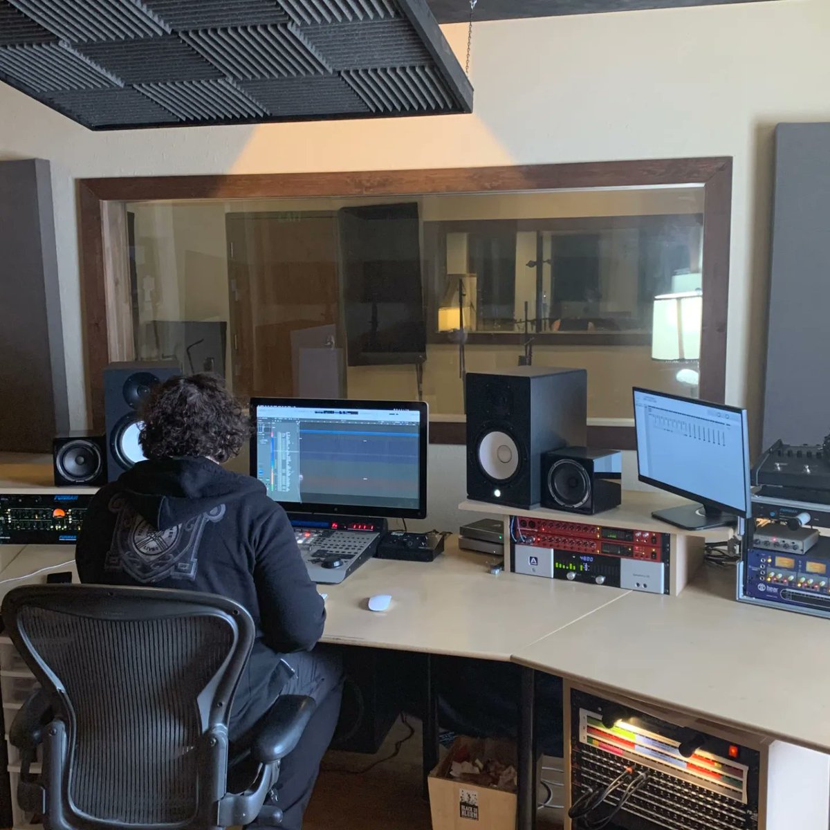AllWaffleTrick's tweet photo. A few pictures taken by Rob from our studio time last weekend. https://t.co/IdSp3UZnps