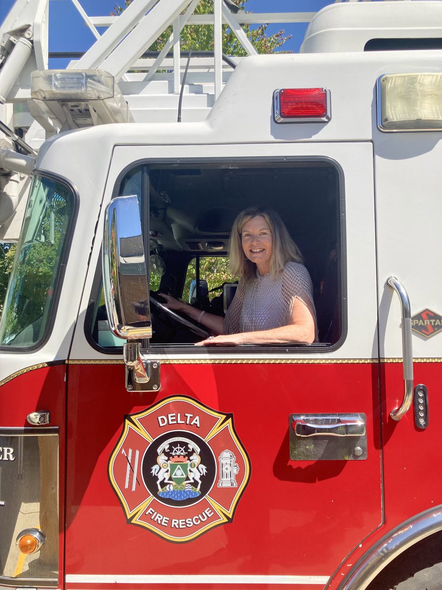 RoadSafetyKaron's tweet image. ⁦@icbc⁩ is pleased to be part of #SeniorsWeek ⁦@CentreMckee⁩ ⁦@CityofDeltaBC⁩ 
C’mon over &amp;amp; check out the action!