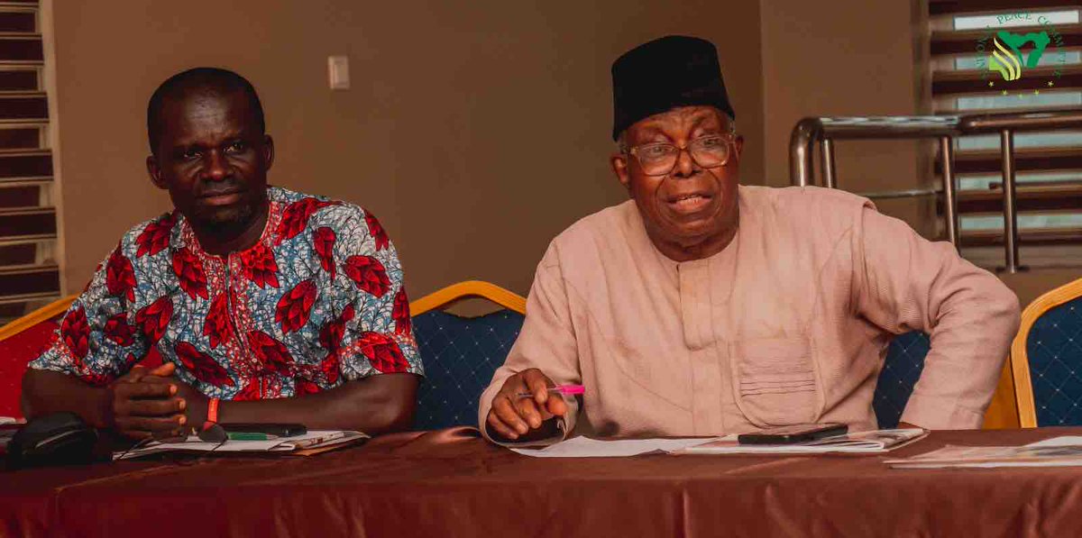 KukahCentre's tweet photo. TKC, which continues to serve as the Secretariat for The NPC, held a follow-up meeting with the Akwa Ibom State-based Peace Architecture in Uyo 25.05.23, to review the progress of the newly mobilized peace architecture and chart a way forward.

#NPC4peace #SwissEmbassy https://t.co/AhgJYqiL2Q