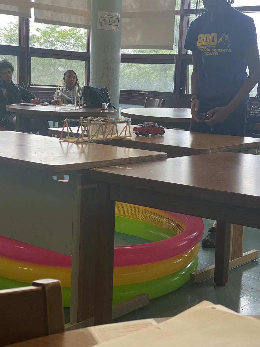 Bridge testing today in Ms.Della Posta’s room…. Tomorrow we test weight! 💧 🪣 <a href="/MillicentPosta/">Ms Della Posta</a> <a href="/LHS_Lancer/">Sherman</a>