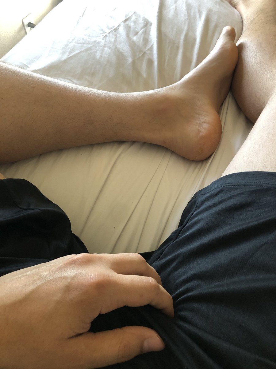 thallema's tweet photo. I decided a long time ago what your life is going to look like.
It’s not pretty. Submit to it anyway.
#findom #size20 #bullydom https://t.co/uP6hgBy2p0