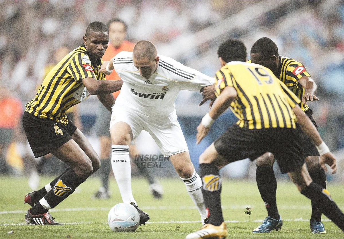 #كريم_بنزيماإن لم تستطع هزيمتهم.. إنضم إليهم!💛