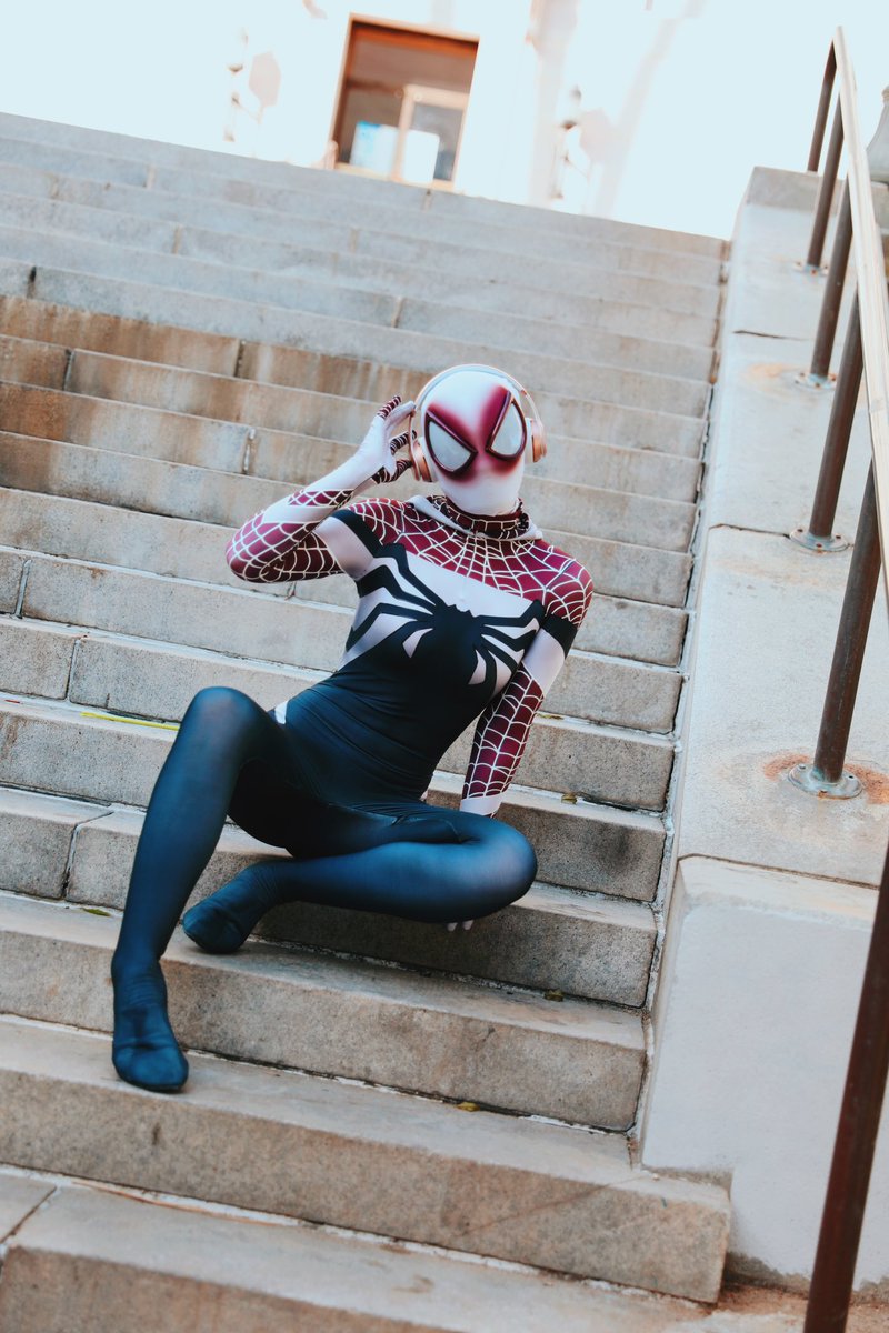 lordofdumplings on Twitter: "RT @itslanabee: These pics never got any traction because im not