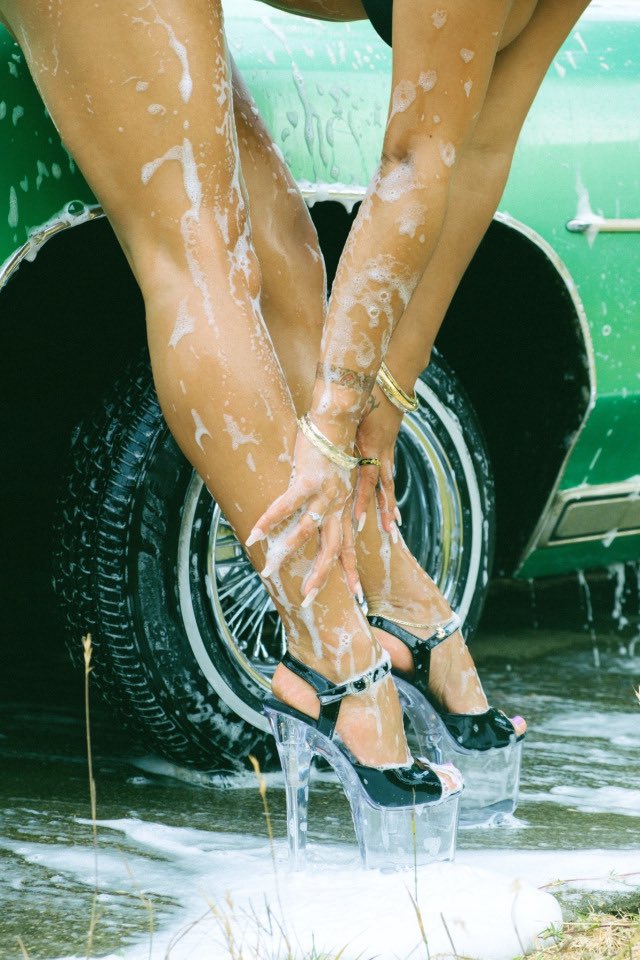 guttergirl444's tweet image. 