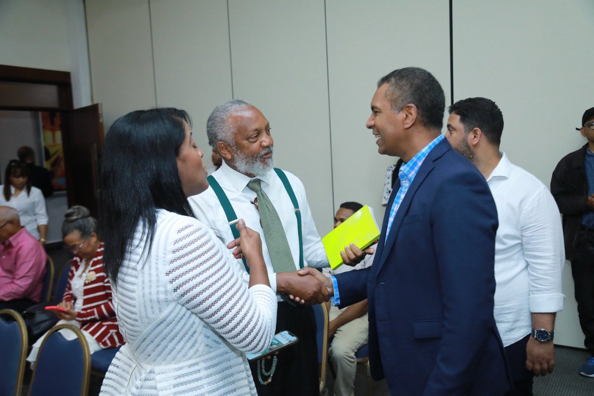 JasminP26829712's tweet image. Esto va creciendo, cada día se suman nuevos miembros a @FPcomunica y Santiago de Los Caballeros tendrá el mejor senador @demostenesm.

#FelizMartesATodos #Elecciones2024 #ElMejor #Para #Senador #RumboADosMillones #VamosConTodo