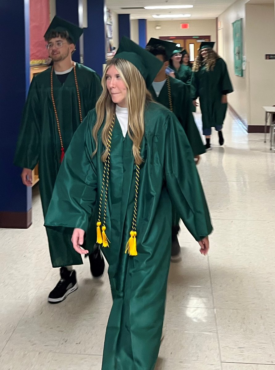@MG_Greenfield Mighty Hawks returned to Maple Grove to celebrate their graduation from @GreenfieldHigh - Wonderful students from @Greenfield_SD From #MightyHawks to #HustlinHawks