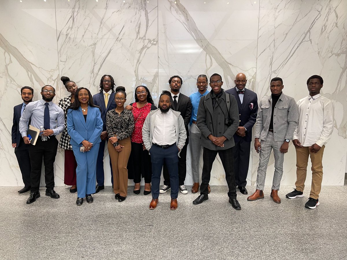 Our College of Business Students were welcomed at the Federal Reserve Board in Washington DC.

The day included a resume review session, career panel discussion, and the opportunity to network with employees of the @federalreserve . @Bowiestate

#ResumeBuilding