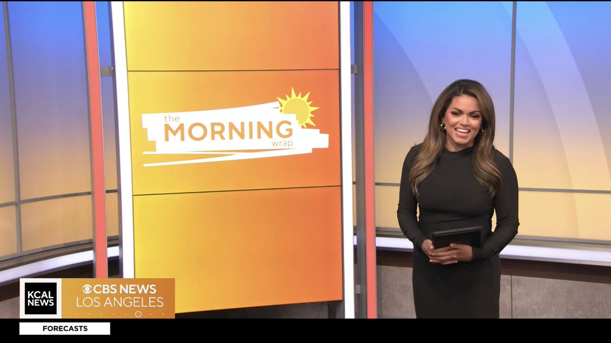 Ms. @suzmarques step in for @KalynaAstrinos for a little bit during the What's the Buzz segment while @KalynaAstrinos grab a cup of drink to remove the cough, but Kalyna's better now and continued her work as always💛📺😊! @AlexBistonTV #MarkLiu @themorningwrap @CBSLA @KCALNews