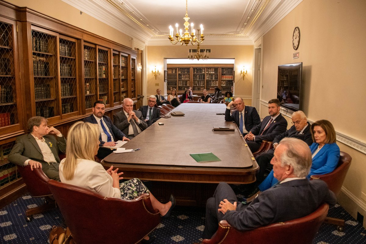 Delighted to host First Minister Elect Michelle O’Neill on Capitol Hill earlier today to discuss the recent local elections in Northern Ireland.