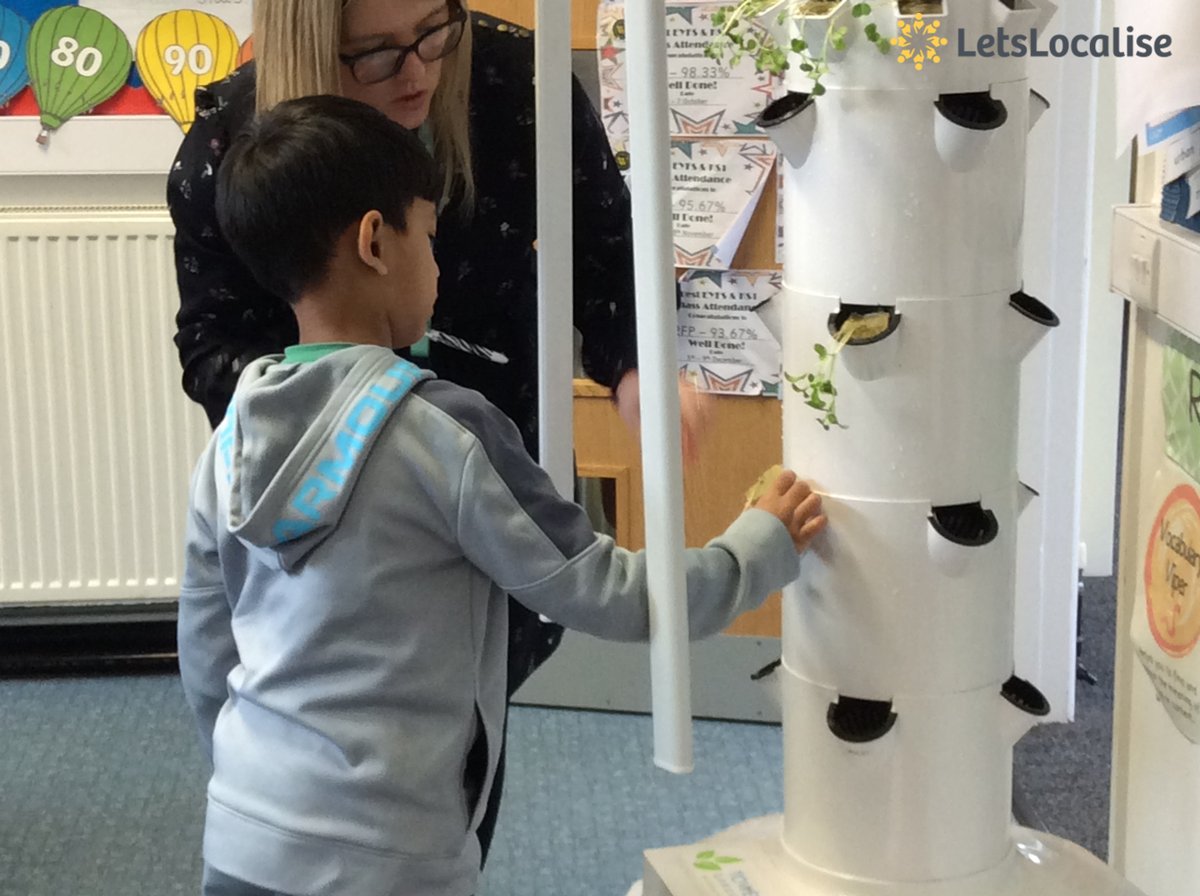 LetsLocalise's tweet photo. Planting the seeds of sustainability in the minds of students, the Grow@School programme inspires the next gen creators to walk the path of green economy. Through Tower Gardens we're introducing students to green means of sustainability🍀
#Sustainability #letslocalise #edutwitter https://t.co/bjpB80e25P