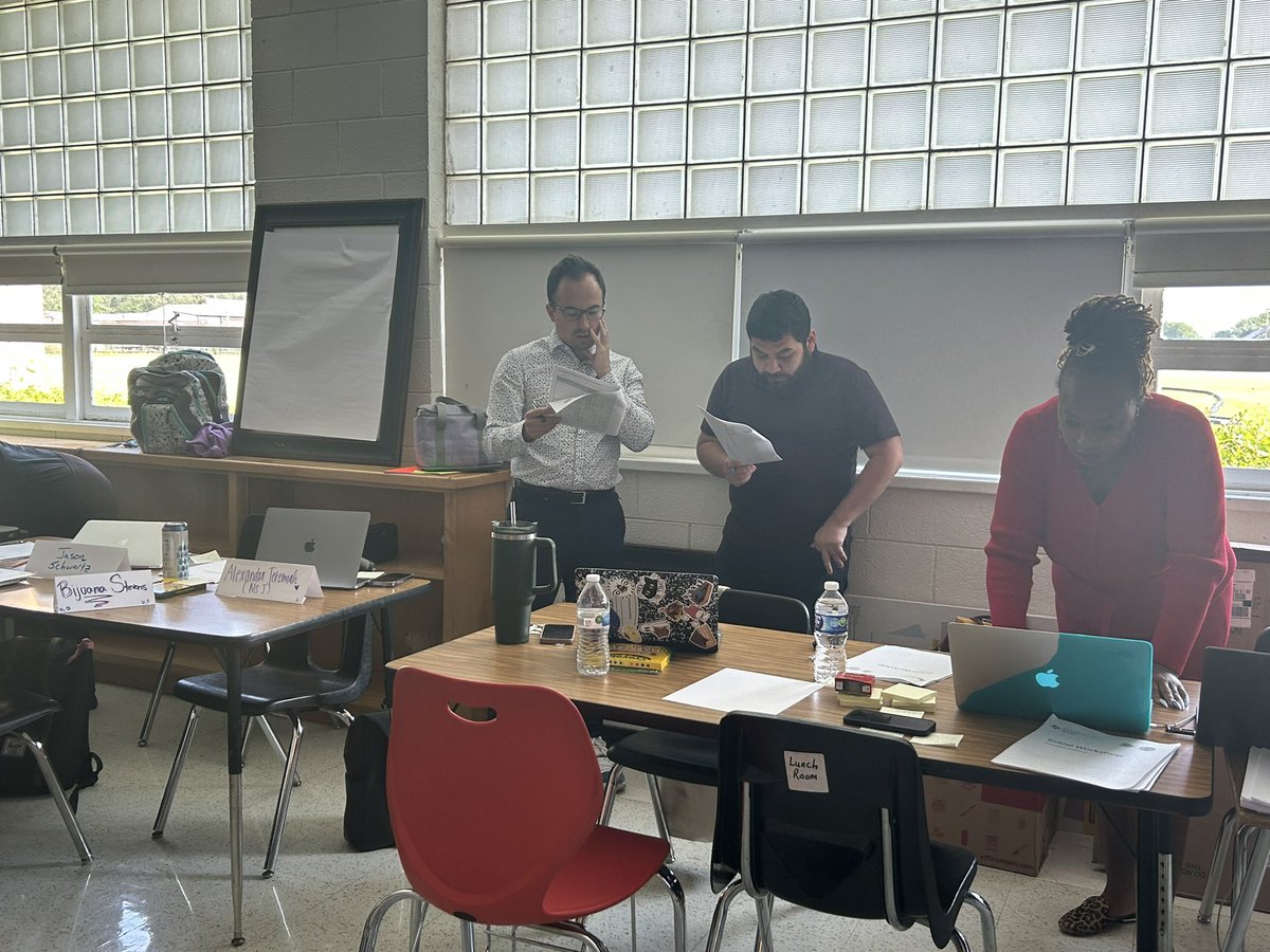 Sylvia C. Mondragón (@seasamreading) on Twitter photo Shout out to our middle school teachers who are fully engaged in learning about <a href="/Amplify/">Amplify</a>! We are thankful for these educators who are preparing for our students! <a href="/dallasschools/">Dallas ISD</a> <a href="/DallasReads/">@DallasReads</a> #AmpedUp #142 Shout out to our middle school teachers who are fully engaged in learning about <a href="/Amplify/">Amplify</a>! We are thankful for these educators who are preparing for our students! <a href="/dallasschools/">Dallas ISD</a> <a href="/DallasReads/">@DallasReads</a> #AmpedUp #142