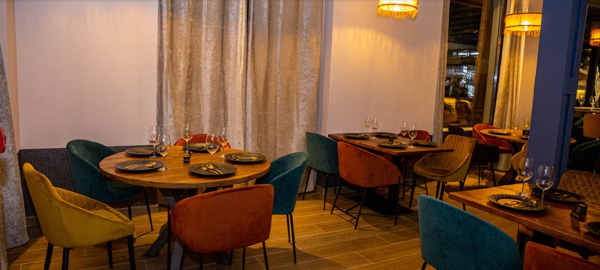 Dice que la vida son instantes, nosotros te invitamos  a que lo compartas aquí en Mentidero.

Te esperamos 😉 

📍Cano  y Cueto 2
📲 Reservas 671 16 22 03

#food #gastronomia #instafood #foodie #foodporn #restaurante #delivery  #cocina #gourmet #foodlover #amigos