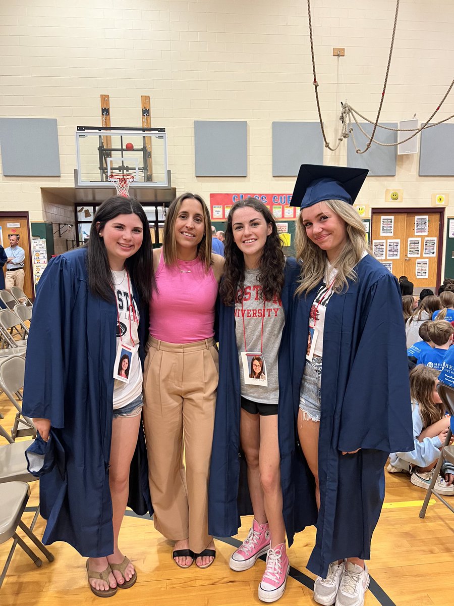 Mrs Ciccone tweet media