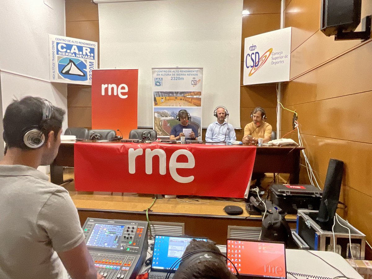 CAR Sierra Nevada (@carsierranevada) on Twitter photo Arrancamos en directo en <a href="/RadiogacetaRNE/">RadiogacetaRNE</a> con el
Programa en directo con algunos de nuestros deportistas que se encuentran concentrados <a href="/mavi_at/">MAVI GARCIA</a> y <a href="/adelmechaal/">Adel Mechaal</a>. <a href="/deportegob/">CSD</a> <a href="/atletismoRFEA/">atletismoRFEA</a> <a href="/RFECiclismo/">Real Federación Española de Ciclismo</a> 📻#altitud #entrenamientoenaltura Arrancamos en directo en <a href="/RadiogacetaRNE/">RadiogacetaRNE</a> con el
Programa en directo con algunos de nuestros deportistas que se encuentran concentrados <a href="/mavi_at/">MAVI GARCIA</a> y <a href="/adelmechaal/">Adel Mechaal</a>. <a href="/deportegob/">CSD</a> <a href="/atletismoRFEA/">atletismoRFEA</a> <a href="/RFECiclismo/">Real Federación Española de Ciclismo</a> 📻#altitud #entrenamientoenaltura