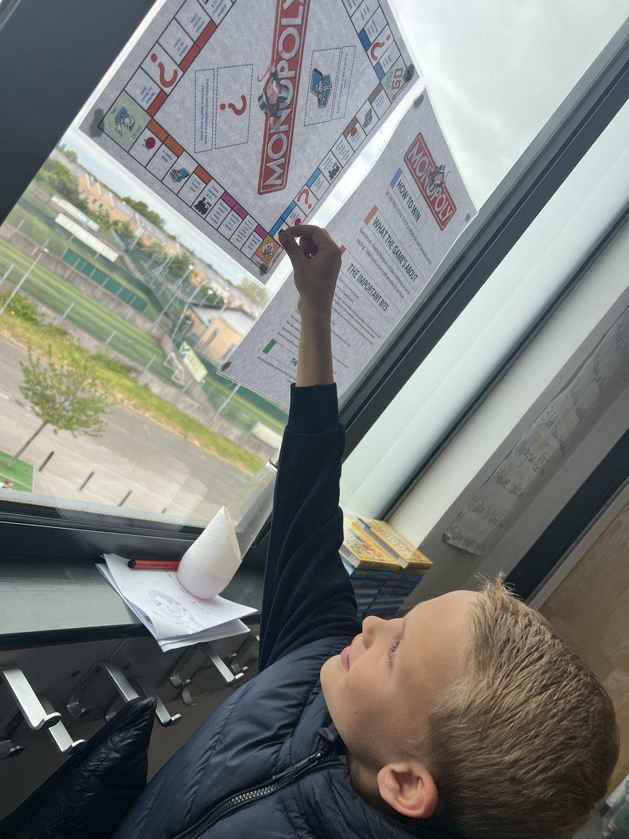 In 4AW, the competition is on. Who will be the first to complete the board? 🤔 Team Yousafzai have taken an early lead! I love how eager the children are to read more books 📚