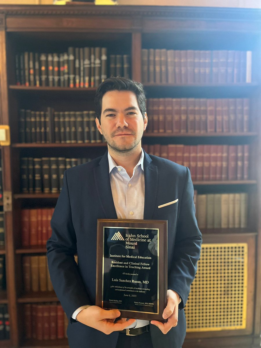 Congratulations to <a href="/lfsanchez0104/">Luis F Sanchez Russo</a>, recipient of the 2023 <a href="/InstituteMedEd/">InstituteMedEdSinai</a> Fellow Excellence in Teaching Award!

#Nephrology
