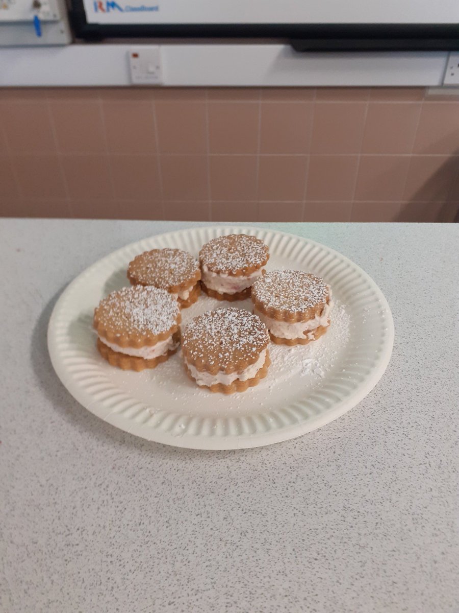 AHSHomeEc's tweet photo. S3 Practical Cookery Class made Mixed Berry Shortcakes today.
#MrsMillersClass https://t.co/CsQVMTPtIL