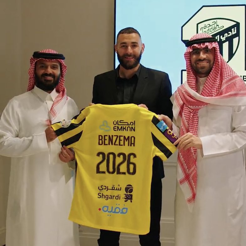 AngeloPerrin's tweet image. L'ex attaquant du #RealMadrid, 
#KarimBenzema a signé officiellement ce mardi 06 juin 2023, un contrat de deux ans  avec le Club Saoudien #AlIttihad. Dans ce nouveau deal le français va obtenir près de 200 millions d'euros de salaire net par saison, accords commerciaux inclus.