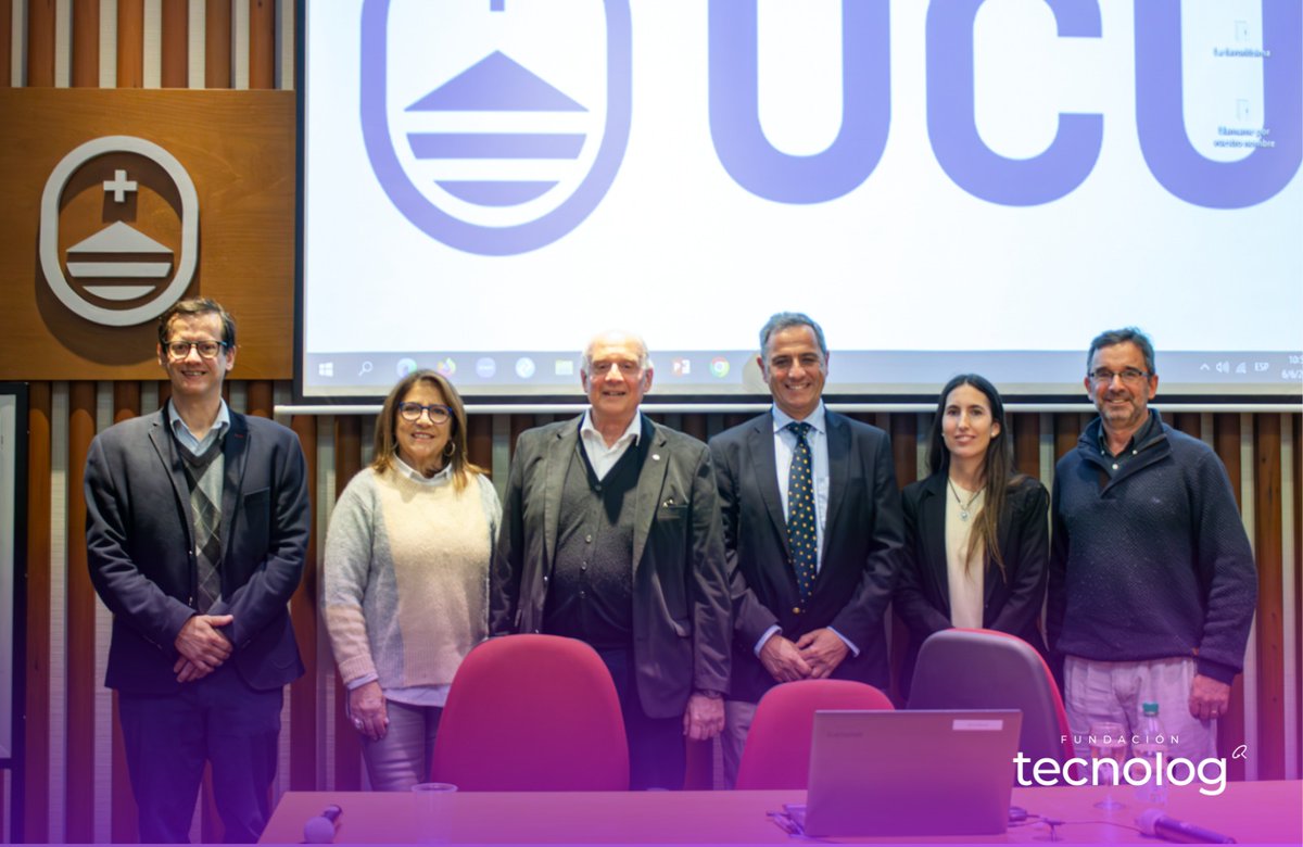 Representantes de empresas y sector académico,celebraron el evento RFID (Identificación por Radiofrecuencia) en la industria logística.El expositor Marcel keschner  presentó evolución de los sistemas de visualización y tendencias. @ucuoficial @Gruporas <a href="/edufazzio/">Eduardo Fazzio</a>  <a href="/Fund_Tecnolog/">Fundación Tecnolog</a>