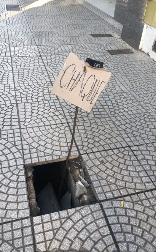 JuguitoVerao's tweet photo. peatonal de Corrientes https://t.co/YdGO55otjf