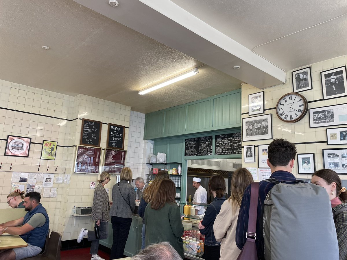 alinaila's tweet photo. Finally had lunch at the legendary #regencycafe in #westminster today. Double egg and chips, slice of white bread (really didn’t need this) and a brew 😋 https://t.co/y2Q3GkZN0l