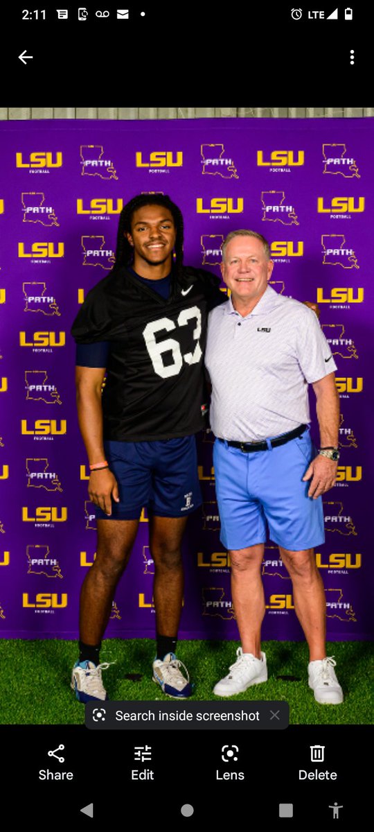 Lil side work...💪🏉#Senioryear
#Lsufootballcamp DE/LB #91
@tremikey3