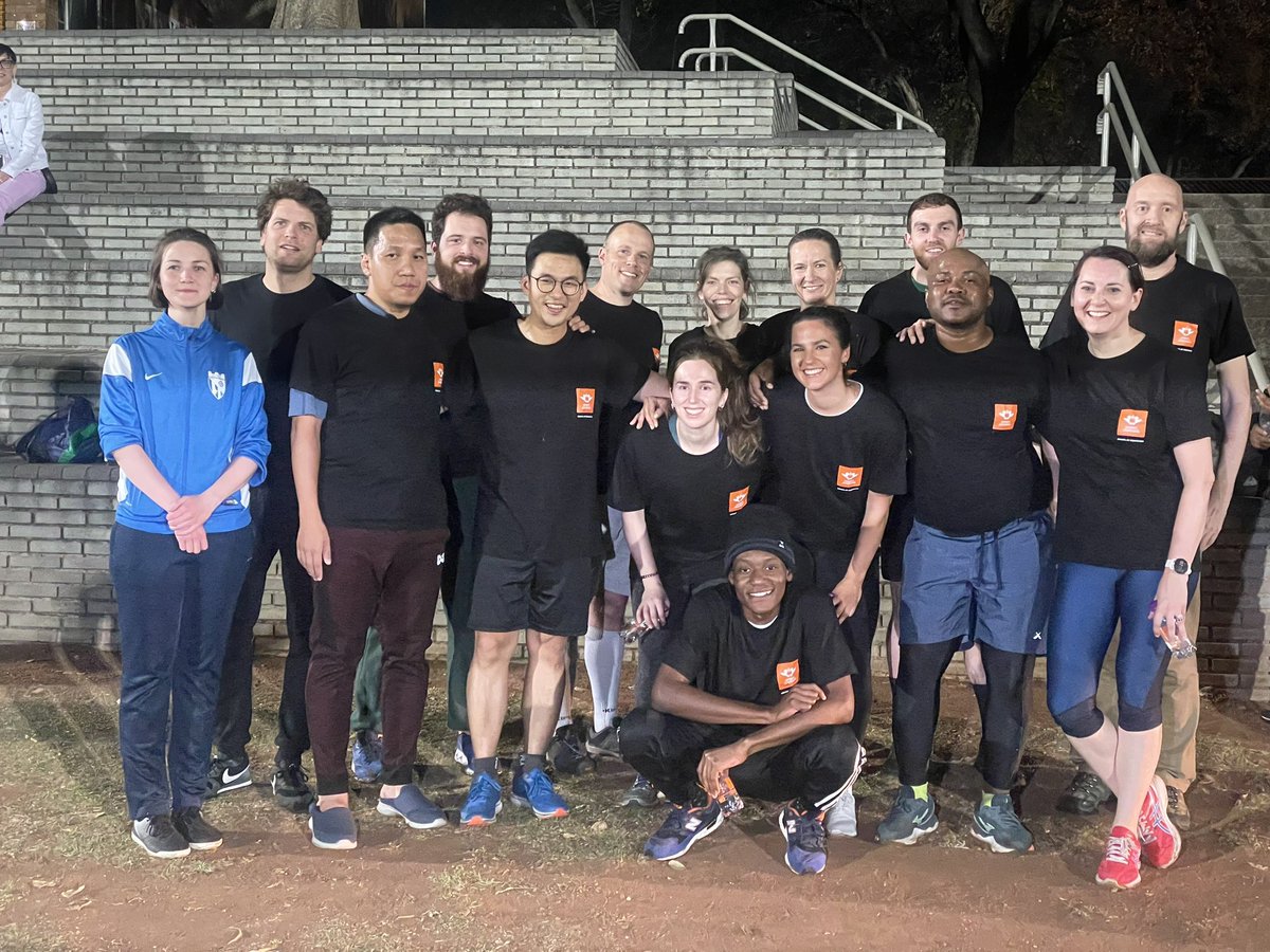 Well done to all who participated in tonight's soccer match at #KBSConf! A huge congratulations to the black team for their impressive 4-1 victory. Your skills and sportsmanship were exceptional. A sincere thank you to everyone who came out to cheer and support the teams! ⚽️🎉