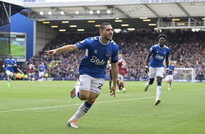 Neal Maupay has NO interest in leaving Everton this summer. #EFC 🔵