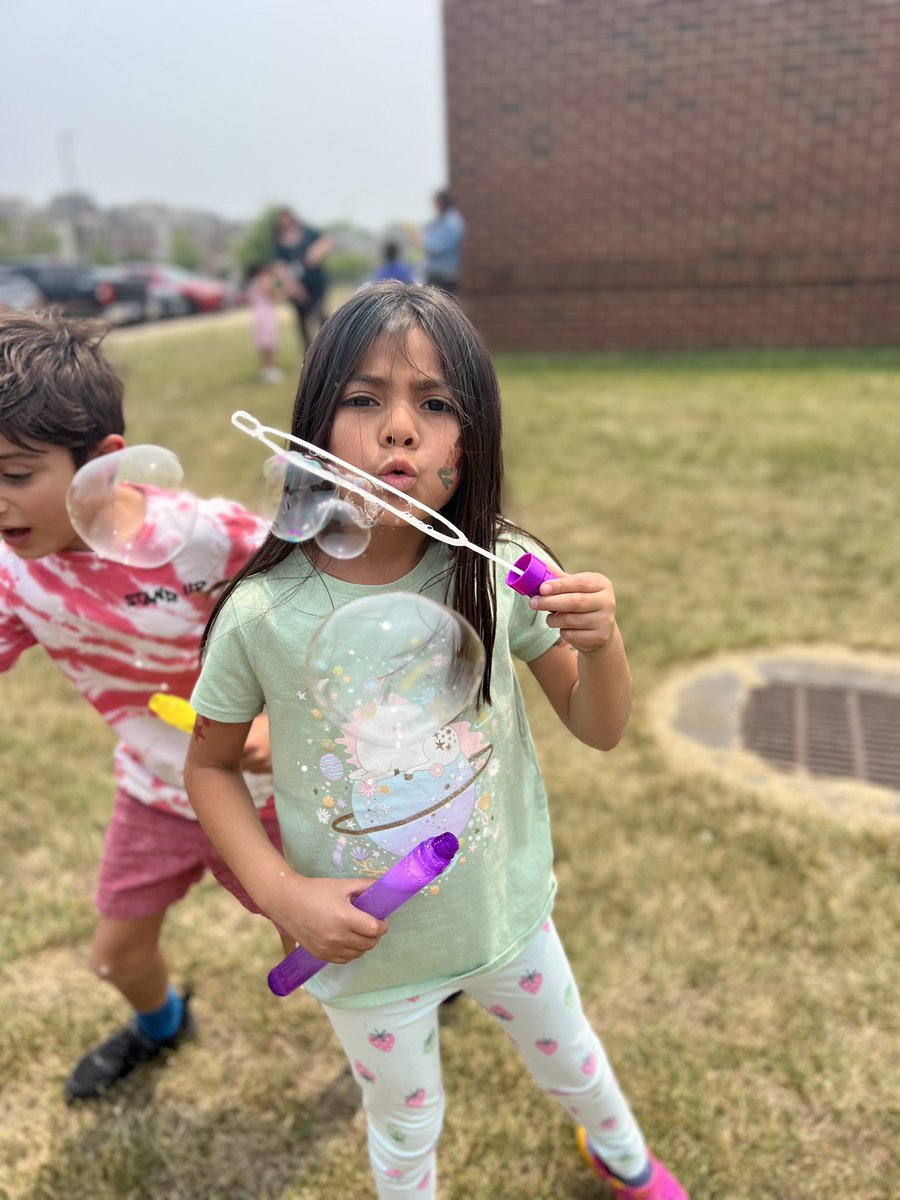 AmberPort3's tweet photo. Bubble Theme Day! 🫧🫧 https://t.co/wzmLSEOXnE