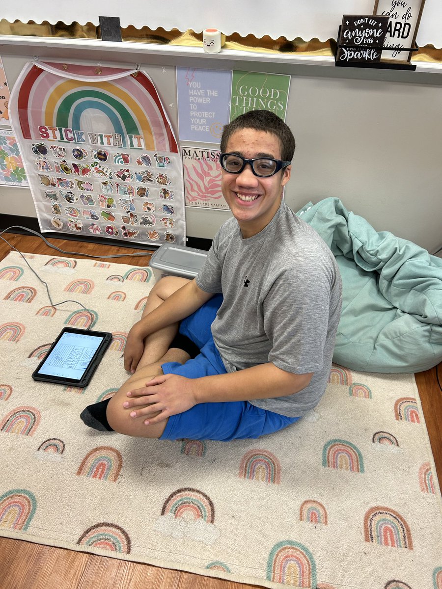 Next Level Learning is off to a great start! Big smiles and lots of love for our paraprofessionals!