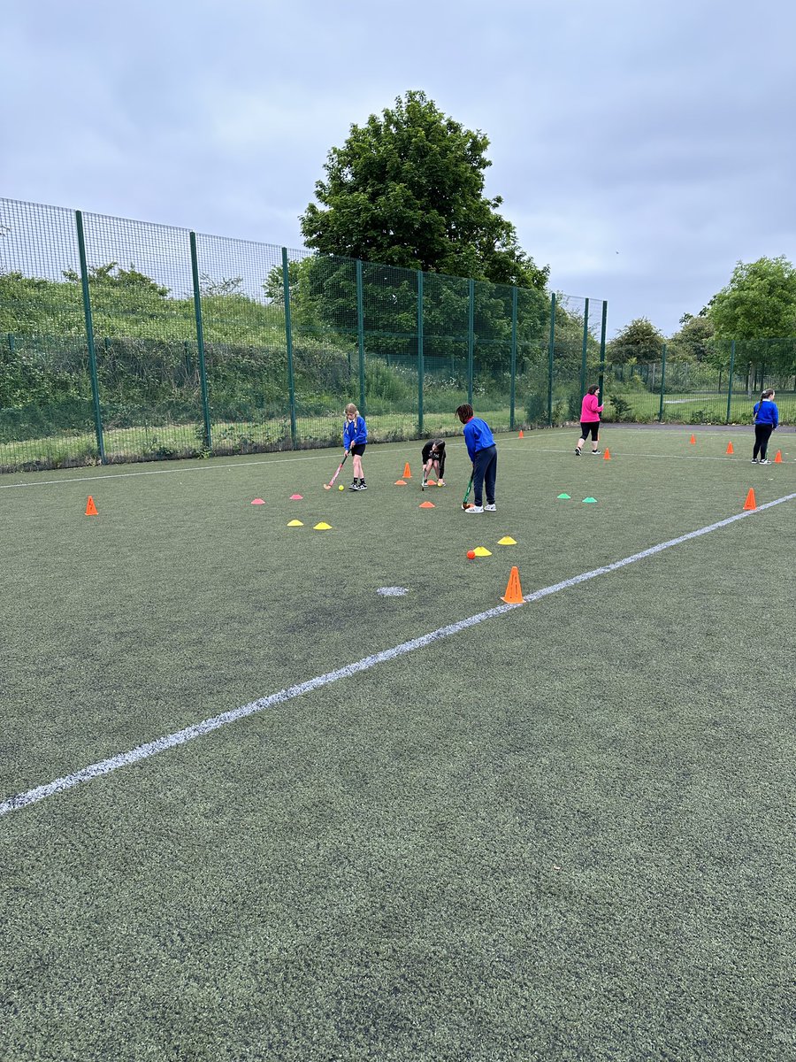 MissHaymanNMPS's tweet photo. We started off Health Week with some hockey skills yesterday morning 🏑 @NiddrieMillPS https://t.co/PjgHswFOZH