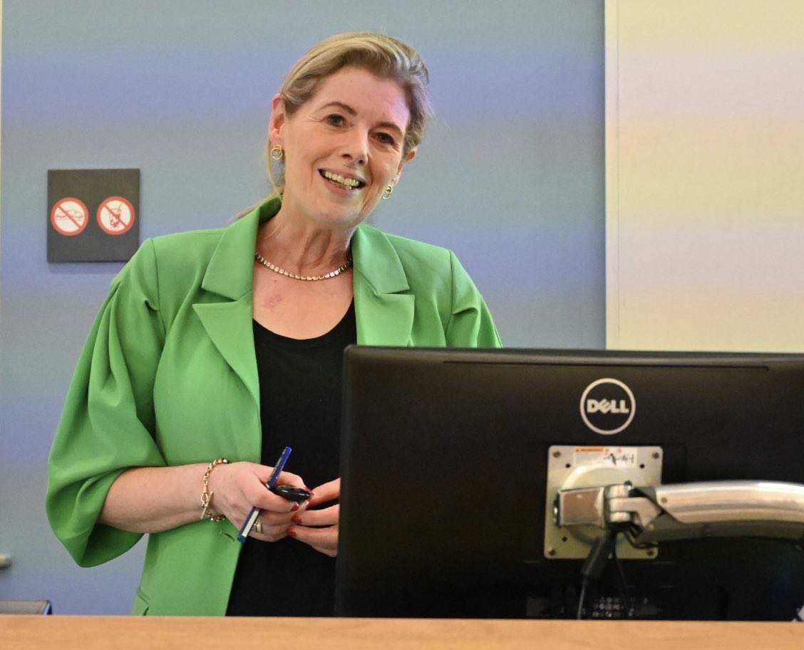 John Cooke (@cookejohnp) on Twitter photo Prof Marian Traynor <a href="/QUBInterSim/">QUB Simulation Centre</a> giving us an overview of the challenges in delivering interprofessional sim at the #simstars2023 final <a href="/SimStarsIRL/">SimStars</a> <a href="/UCCASSERT/">ASSERT Centre, UCC.</a> <a href="/UCCMedHealth/">UCC Medicine & Health</a> @HrSswhg Prof Marian Traynor <a href="/QUBInterSim/">QUB Simulation Centre</a> giving us an overview of the challenges in delivering interprofessional sim at the #simstars2023 final <a href="/SimStarsIRL/">SimStars</a> <a href="/UCCASSERT/">ASSERT Centre, UCC.</a> <a href="/UCCMedHealth/">UCC Medicine & Health</a> @HrSswhg