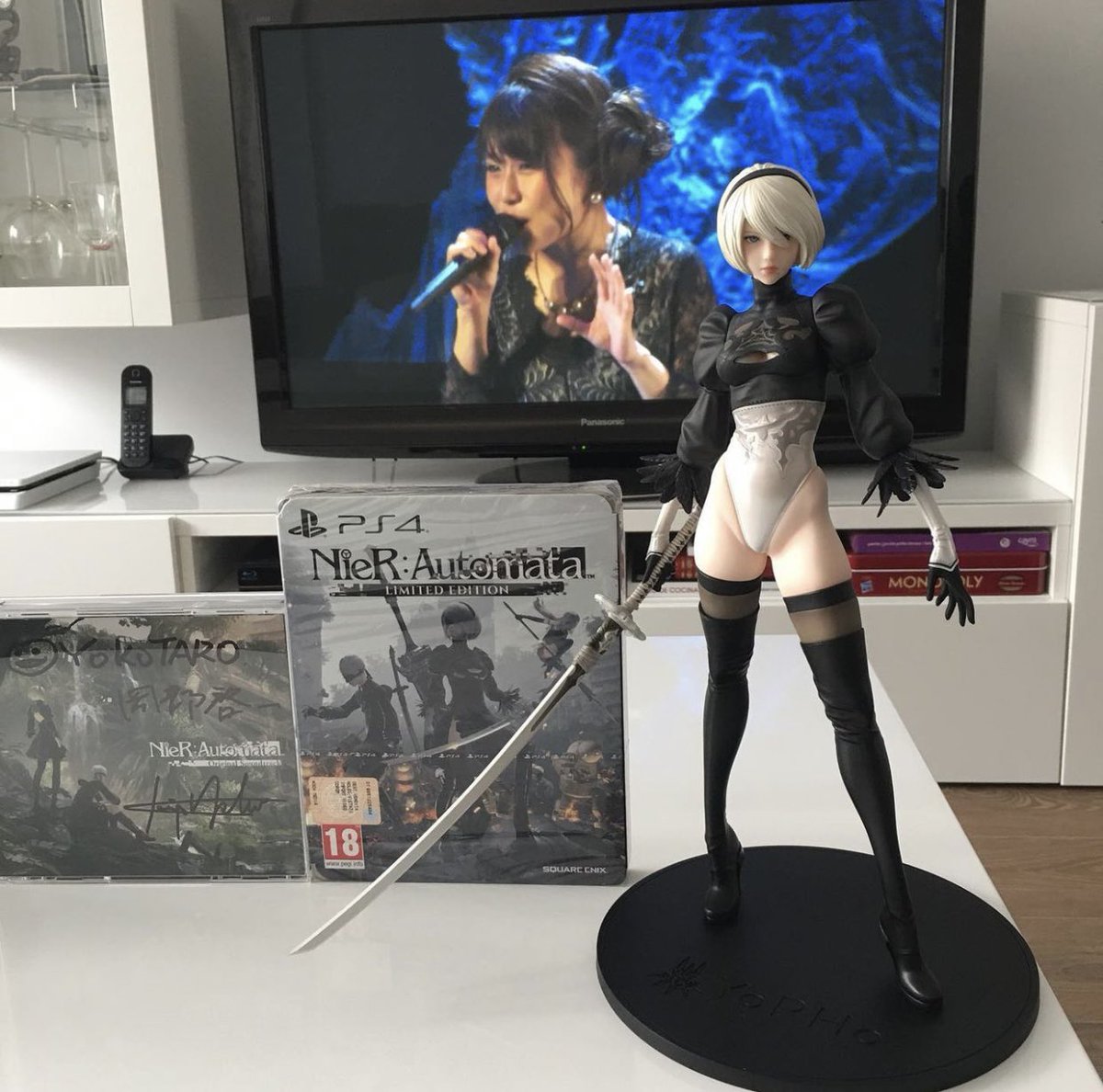 Nunu_90210's tweet photo. Claim yourself as the biggest fan of a character / Declárate el mayor fan de un personaje.
2B
“For The Glory Of Mankind” 👾
#nierautomata #nierautomata2b #nierautomataspecialedition #nierautomatasquareenix #nierautomatafans #squareenix #squareenixcafe #yorha #yorha2b #yokotaro https://t.co/R95LqGDGbC