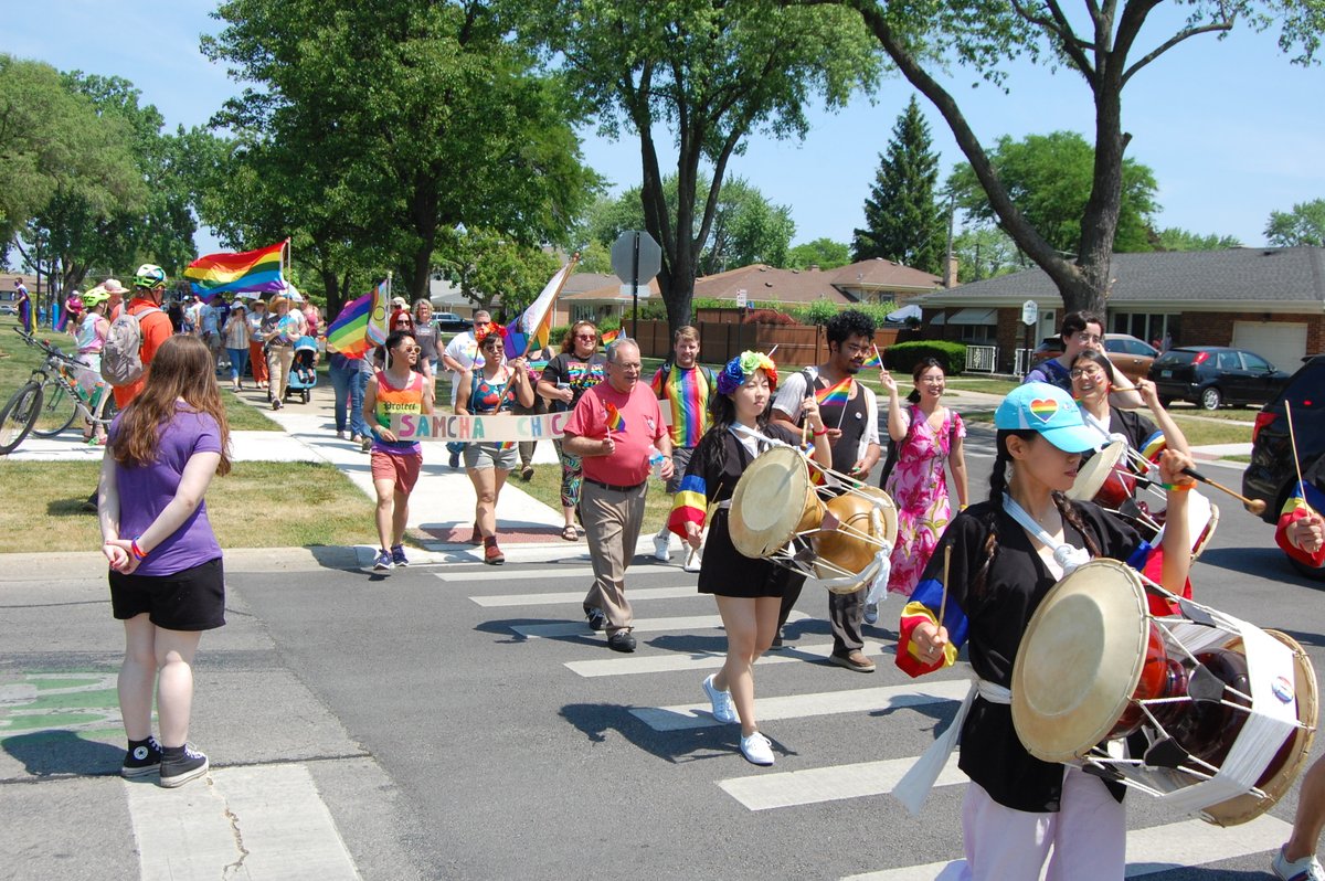 t_robb1's tweet image. Our coverage of the 1st ever Niles Pride Rainbow Walk last Saturday
journal-topics.com/articles/pride…
@NilesJournal @NilesCoalition @VNilesIL @NMDLibrary #PrideMonth2023 @SamchaChicago @SenatorLaura @senvillivalam @KBMorrison15 @robertmartwick @lindseylapointe