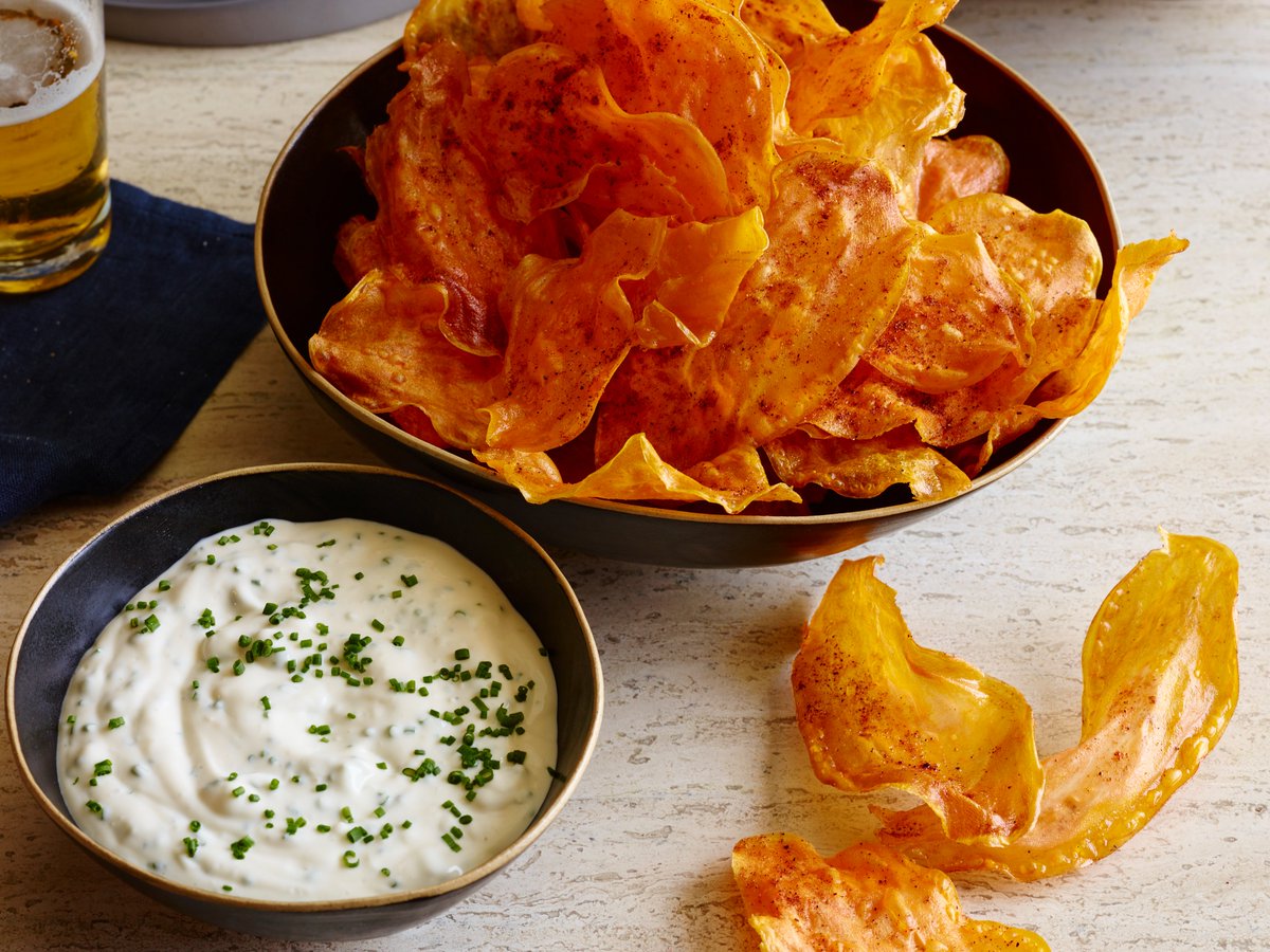 Chips from the bag < Chips from your OWN kitchen 😎 Get the recipe for @TylerFlorence's Sweet Potato Chips with Blue Cheese & Chive Dip: cooktv.com/3uPUnGW