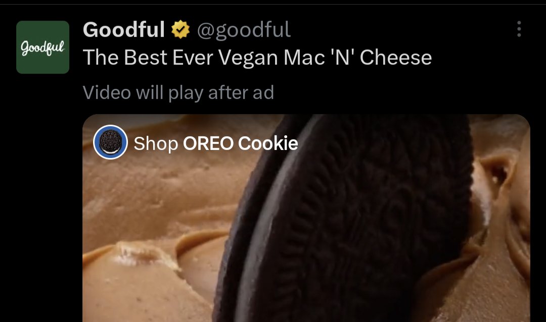 When a promoted tweet wants me to eat healthy...
But my ads are telling me no..